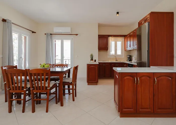 Stella's In Naxos ' 80sqm Sea View ' 50m From Hébergement de vacances *