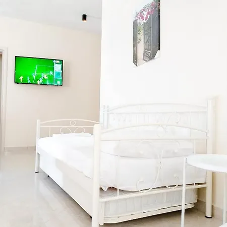 Holiday home Stella's ' Spacious 80sqm Sea View ' 50m From Agia Anna (Naxos)